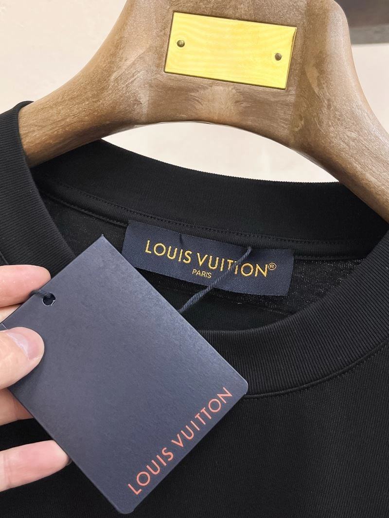 Lightweight Louis Vuitton T-Shirts 134288
