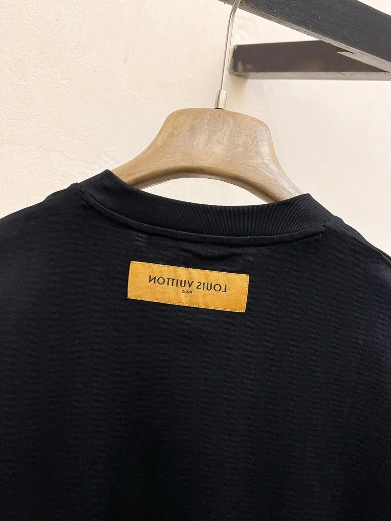 Lightweight Louis Vuitton T-Shirts 134288