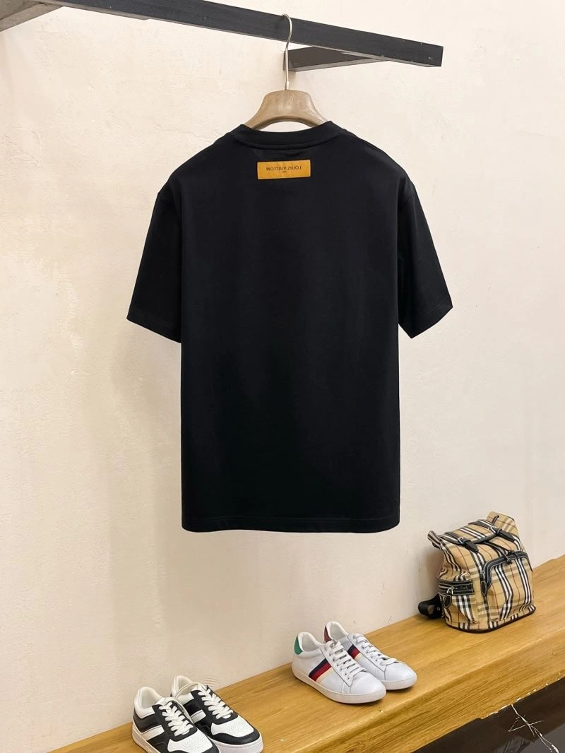 Lightweight Louis Vuitton T-Shirts 134288