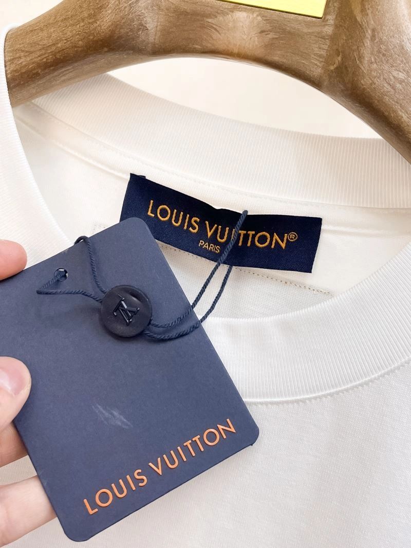 Louis Vuitton T-Shirts Trendsetting 134286