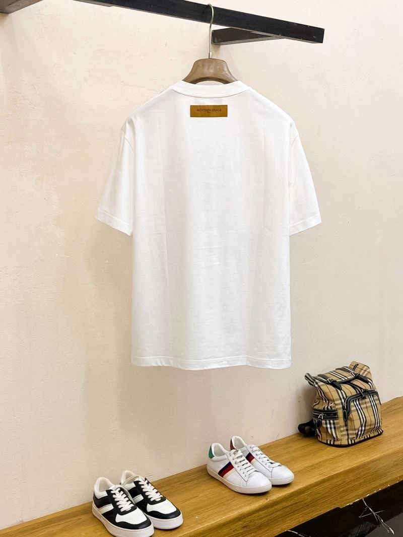 Louis Vuitton T-Shirts Trendsetting 134286