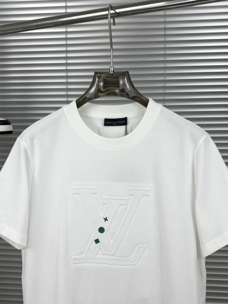 Louis Vuitton T-Shirts Casual 134270