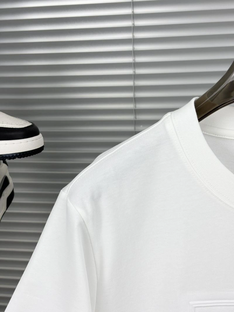 Louis Vuitton T-Shirts Casual 134270