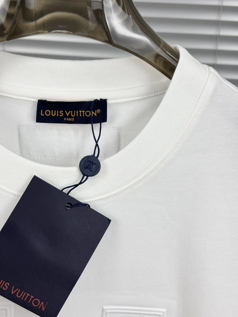 Louis Vuitton T-Shirts Casual 134270