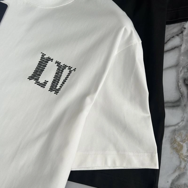 TechFriendly Louis Vuitton T-Shirts 134276