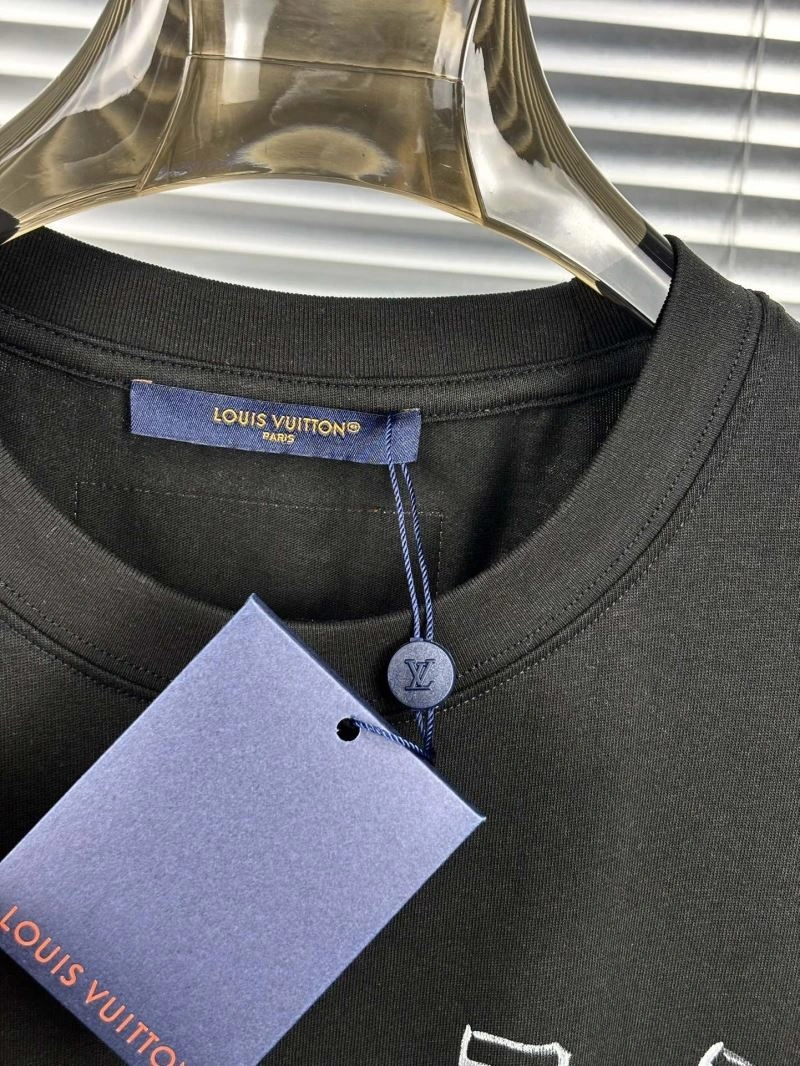 TravelReady Louis Vuitton T-Shirts 134255