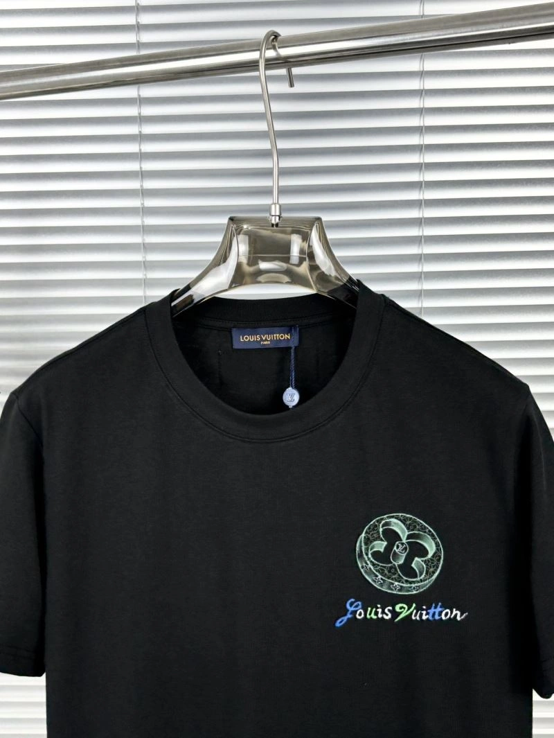 Trendy Louis Vuitton T-Shirts 134277