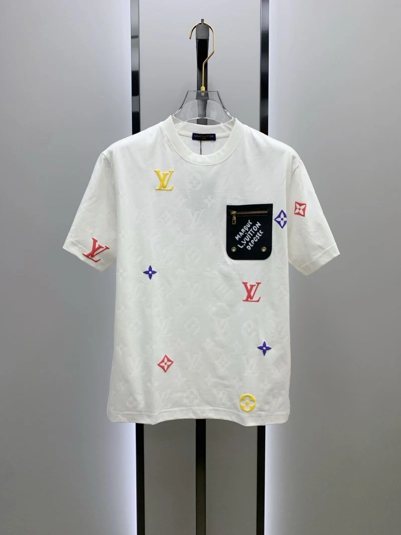 Tailored Louis Vuitton T-Shirts 134263