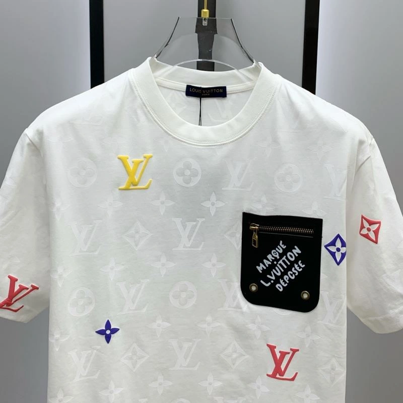 Tailored Louis Vuitton T-Shirts 134263