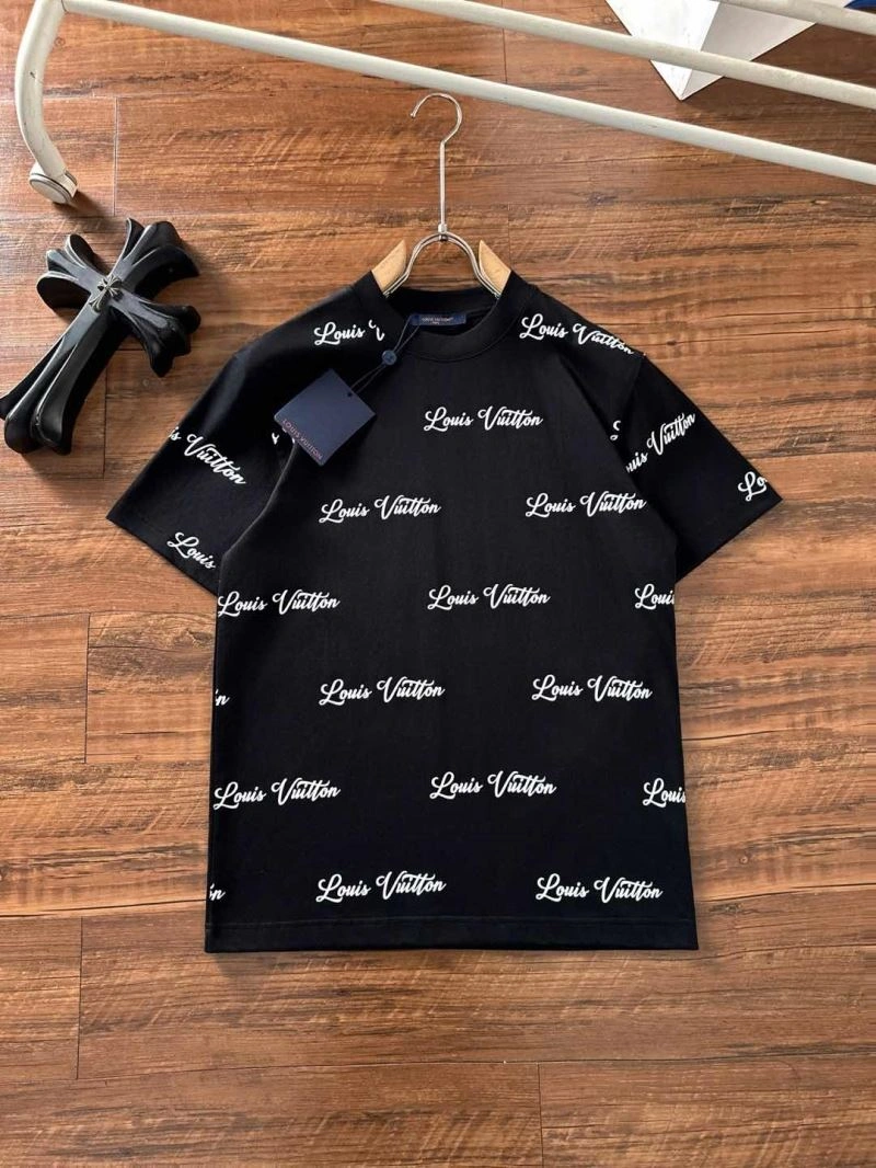 Minimalist Louis Vuitton T-Shirts 134256