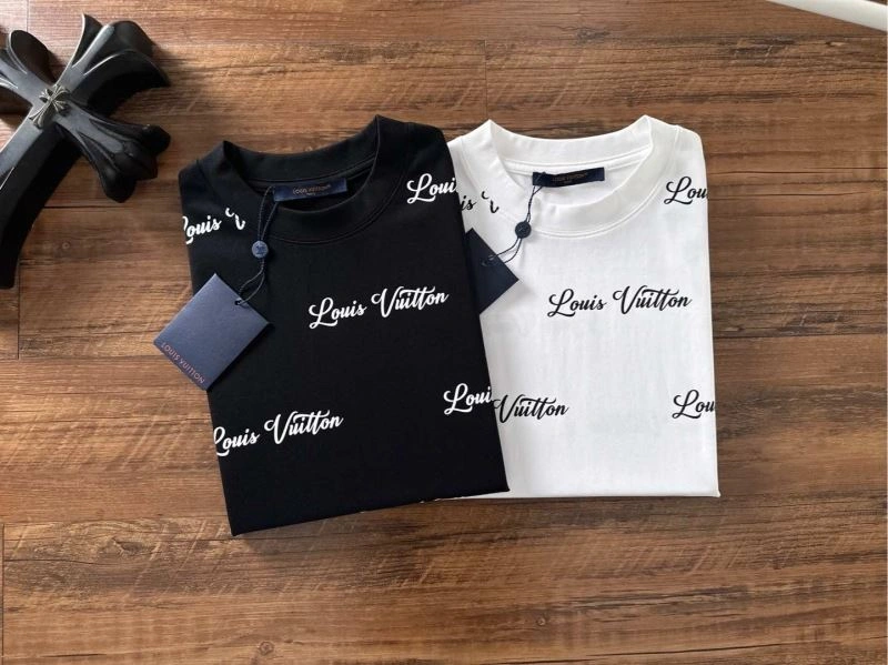 Minimalist Louis Vuitton T-Shirts 134256