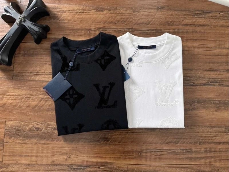 Louis Vuitton T-Shirts ZipUp 134249