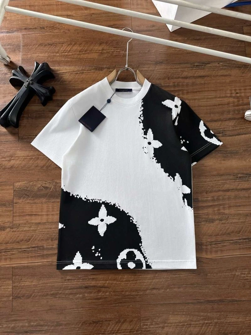 Louis Vuitton T-Shirts Seasonal 134252