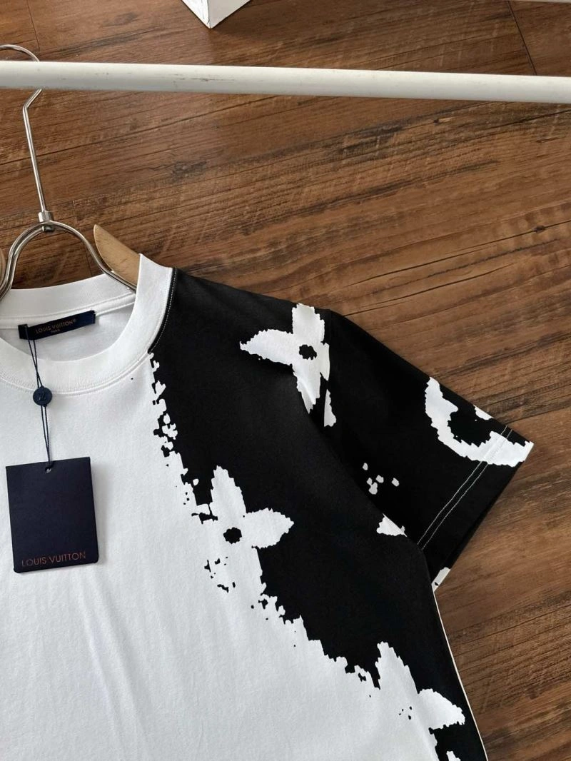 Louis Vuitton T-Shirts Seasonal 134252