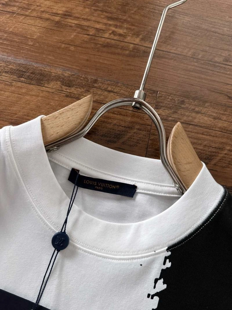 Louis Vuitton T-Shirts Seasonal 134252