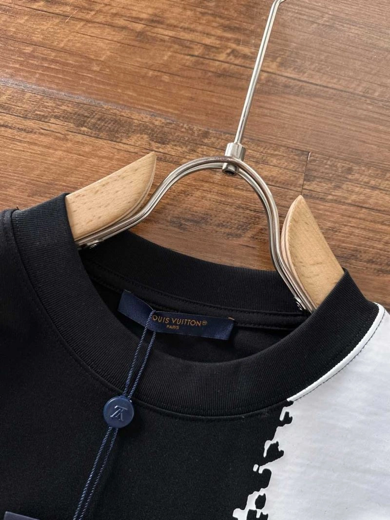 Louis Vuitton T-Shirts Tailored 134247