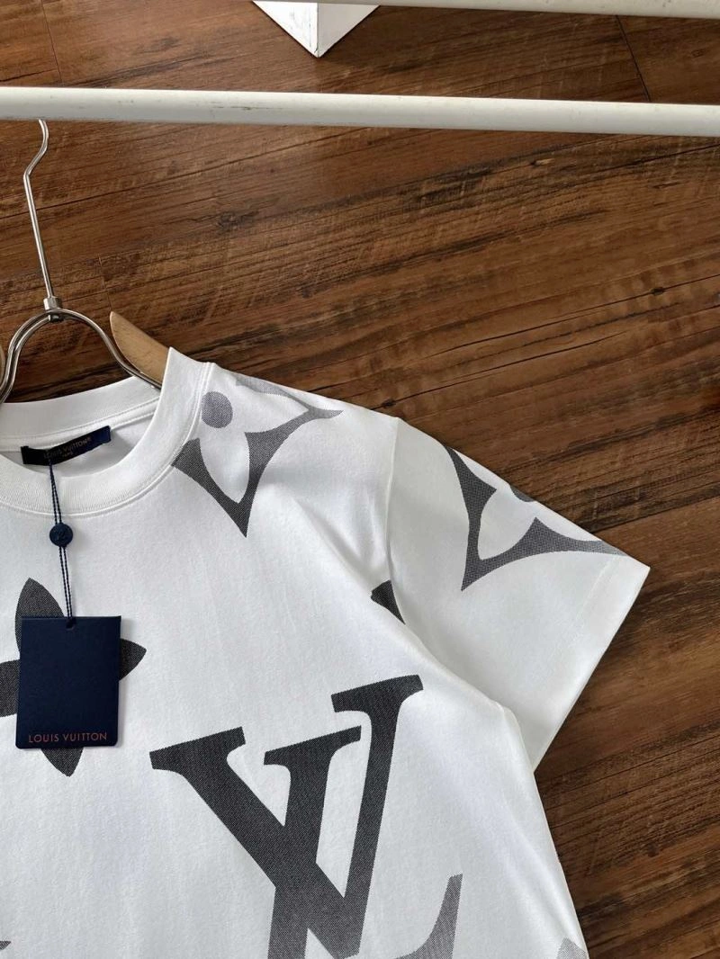 Louis Vuitton T-Shirts SunProtective 134248