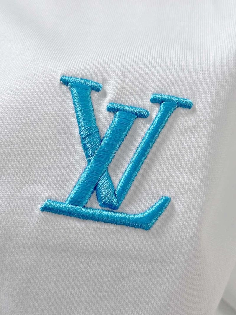 Comfortable Louis Vuitton T-Shirts 134246