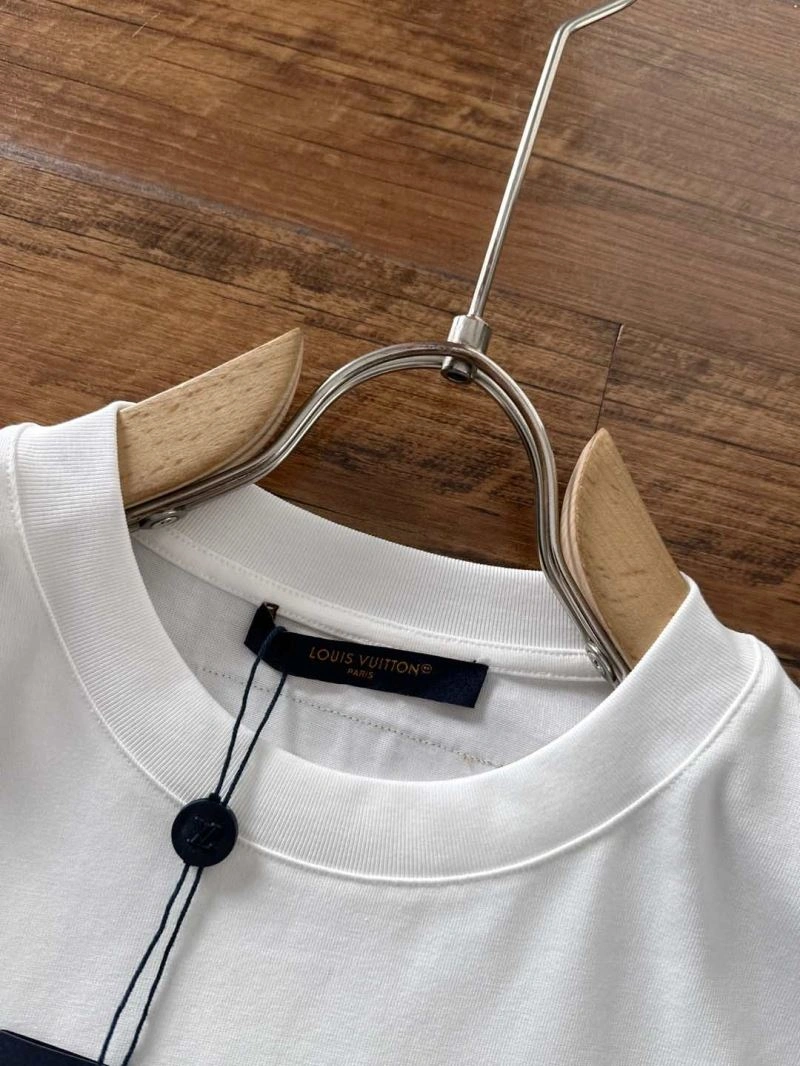 HighQuality Louis Vuitton T-Shirts 134244