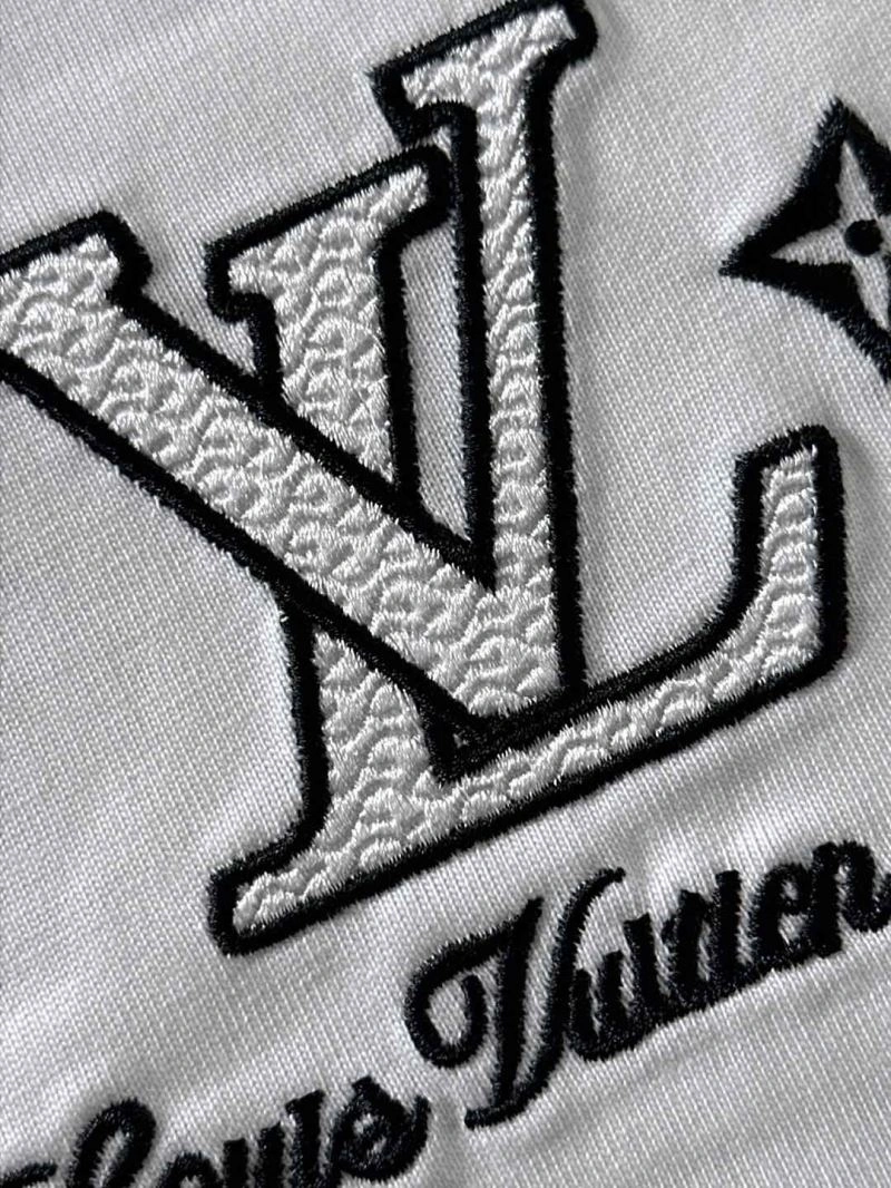 HighQuality Louis Vuitton T-Shirts 134244