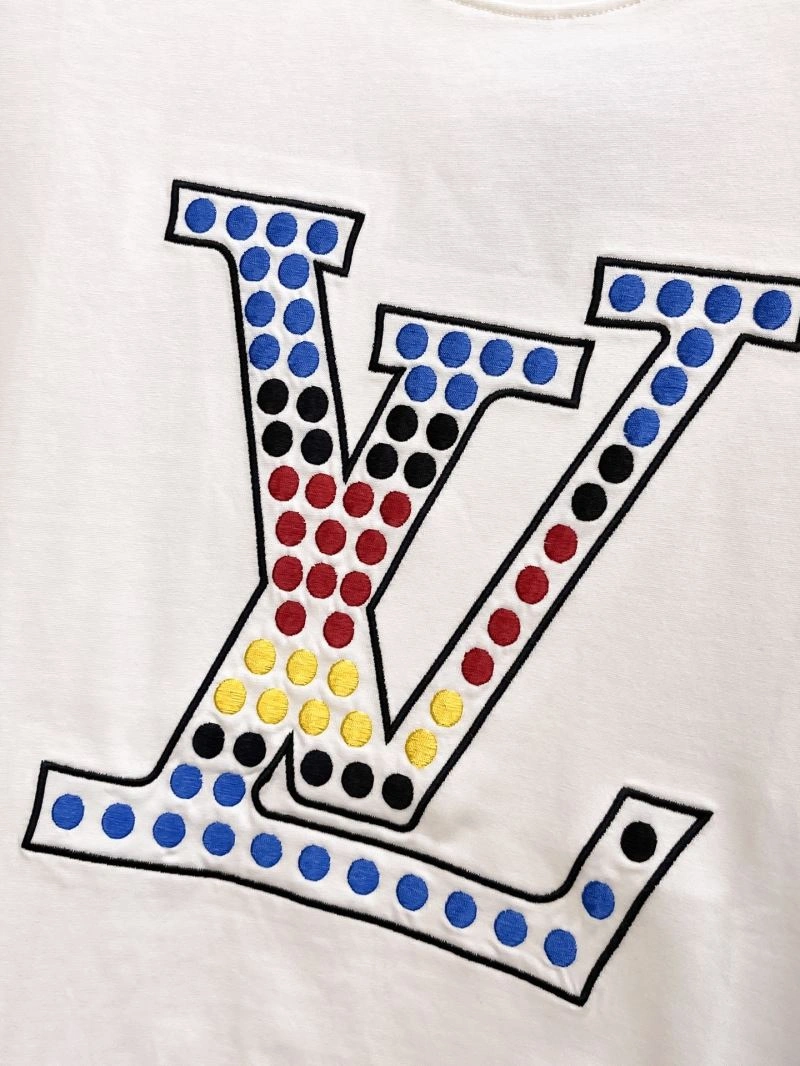 Louis Vuitton T-Shirts Bold 134233