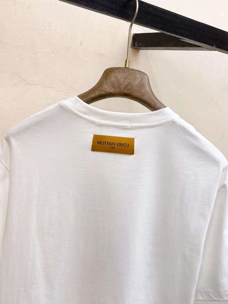 Louis Vuitton T-Shirts Bold 134233