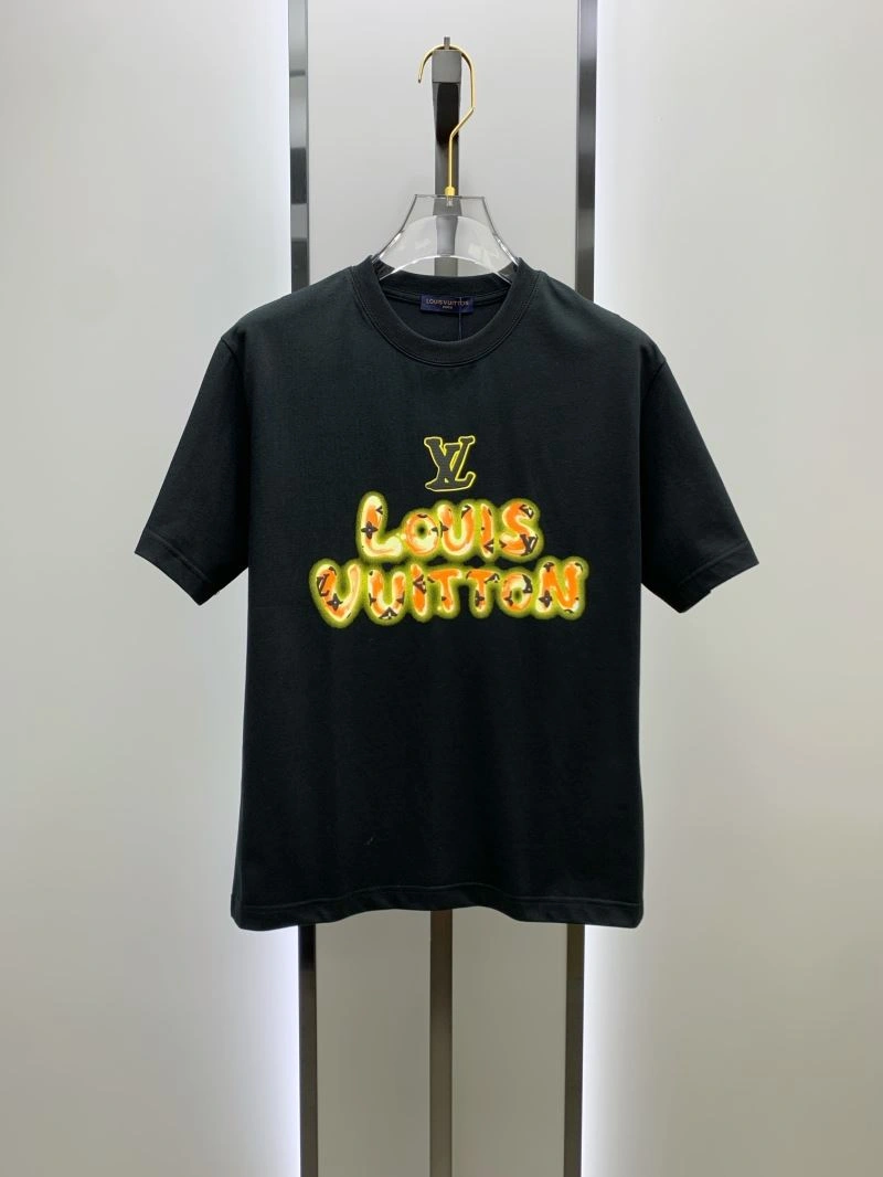 Louis Vuitton T-Shirts Fashionable 134224