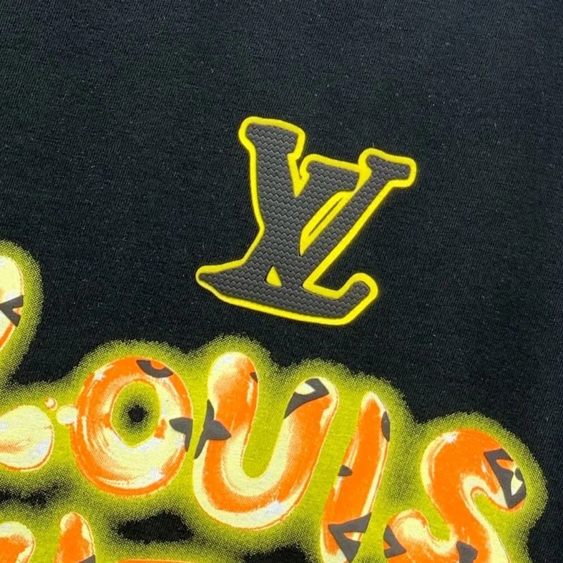 Louis Vuitton T-Shirts Fashionable 134224