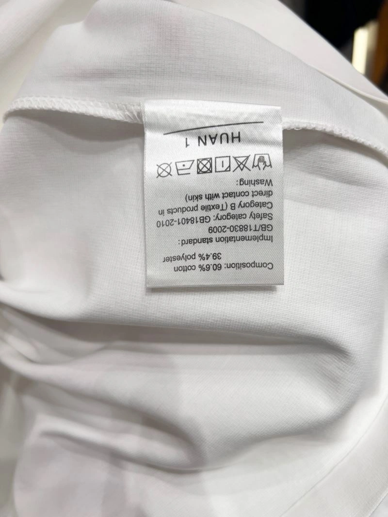 Louis Vuitton T-Shirts MoistureWicking 134218