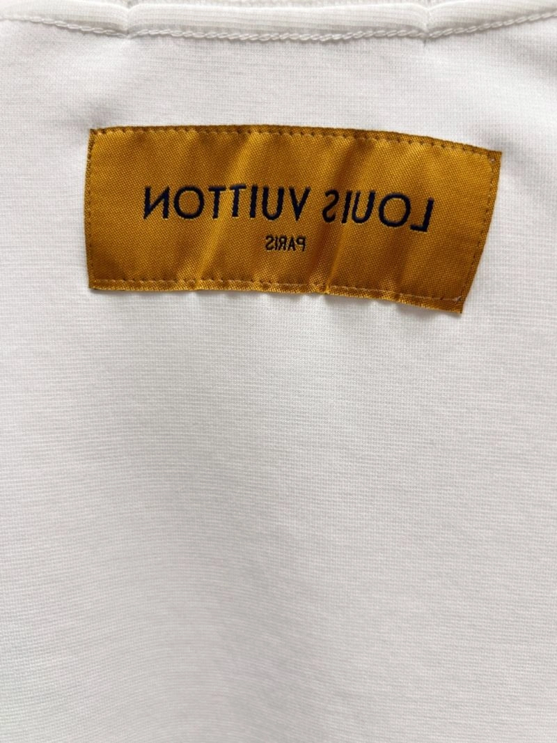 Louis Vuitton T-Shirts MoistureWicking 134218