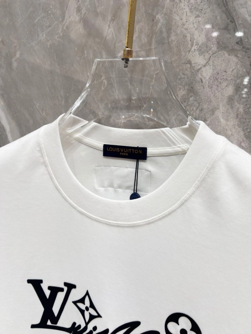 Louis Vuitton T-Shirts MoistureWicking 134218