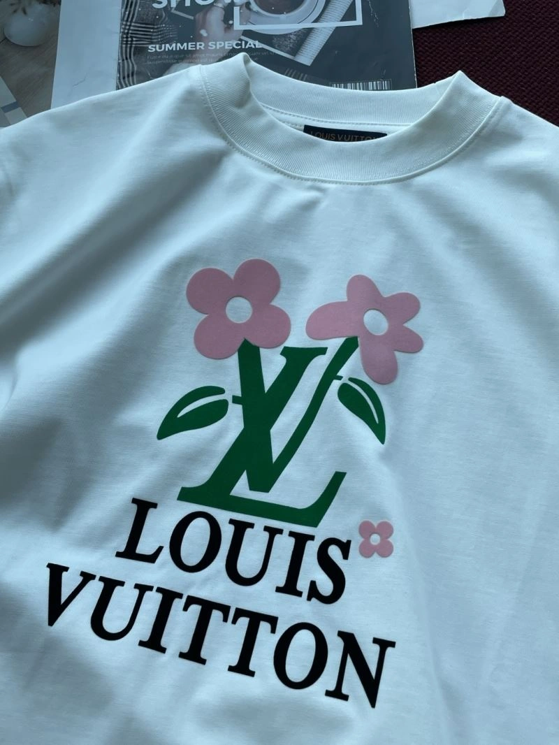 Louis Vuitton T-Shirts Efficient 134217