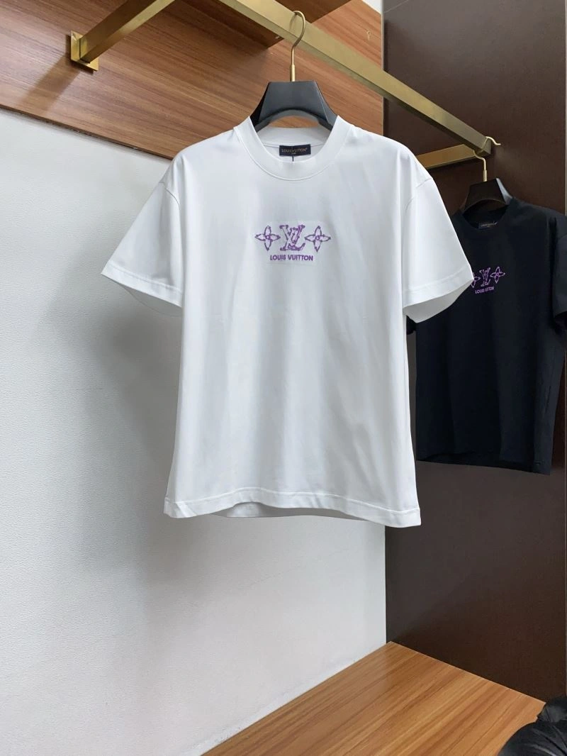SmoothTexture Louis Vuitton T-Shirts 134235