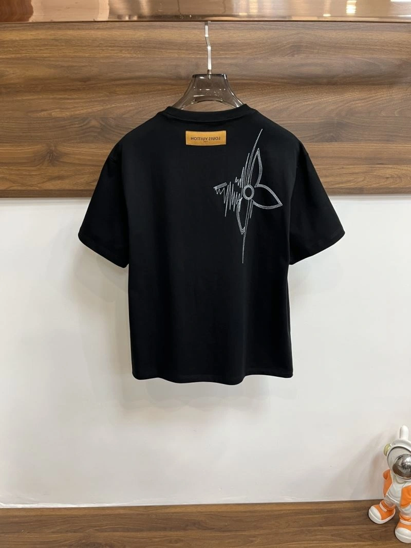 Affordable Louis Vuitton T-Shirts 134238