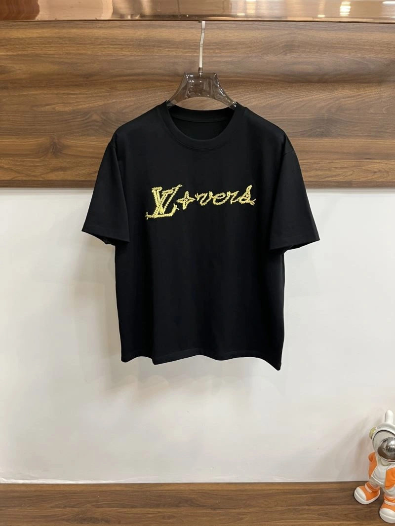 Louis Vuitton T-Shirts Sleek 134222