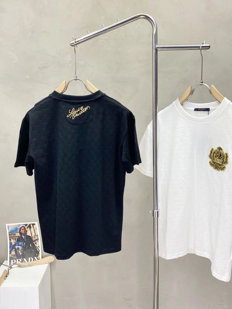 Louis Vuitton T-Shirts WrinkleFree 134212