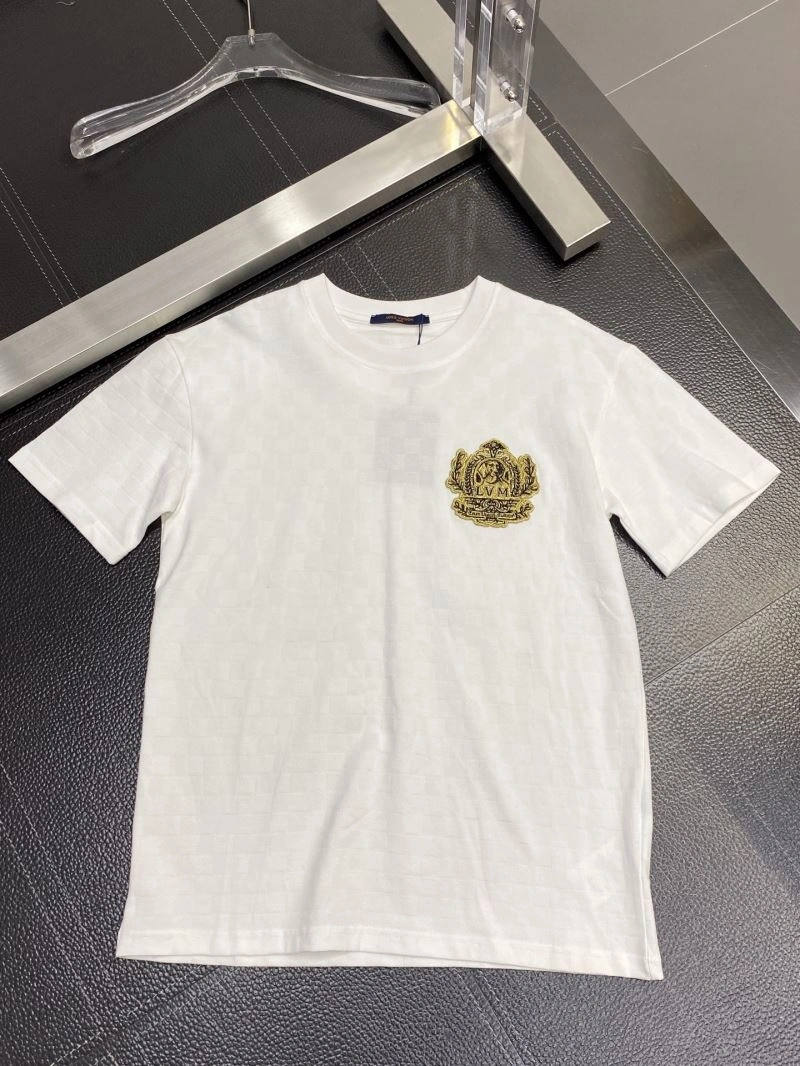 Louis Vuitton T-Shirts WrinkleFree 134212