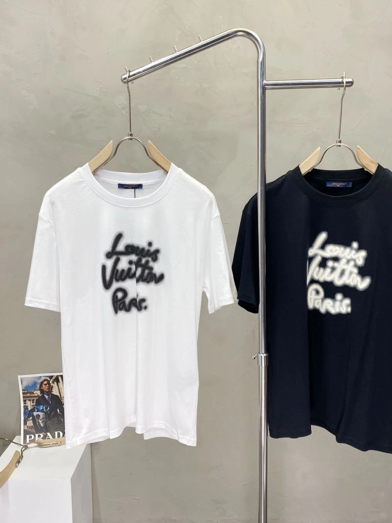 Louis Vuitton T-Shirts Modern 134239