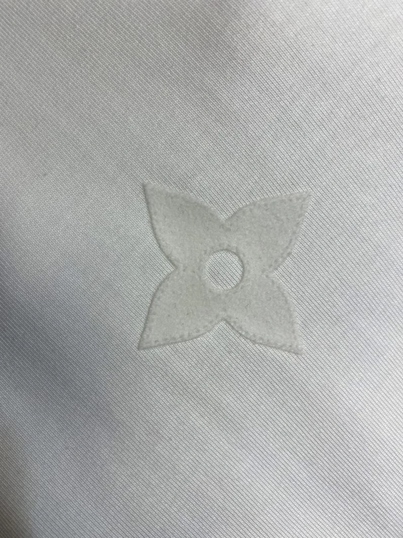 Louis Vuitton T-Shirts Vibrant 134215