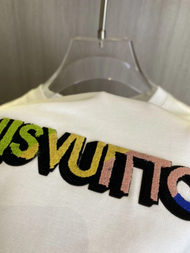 Soft Louis Vuitton T-Shirts 134209