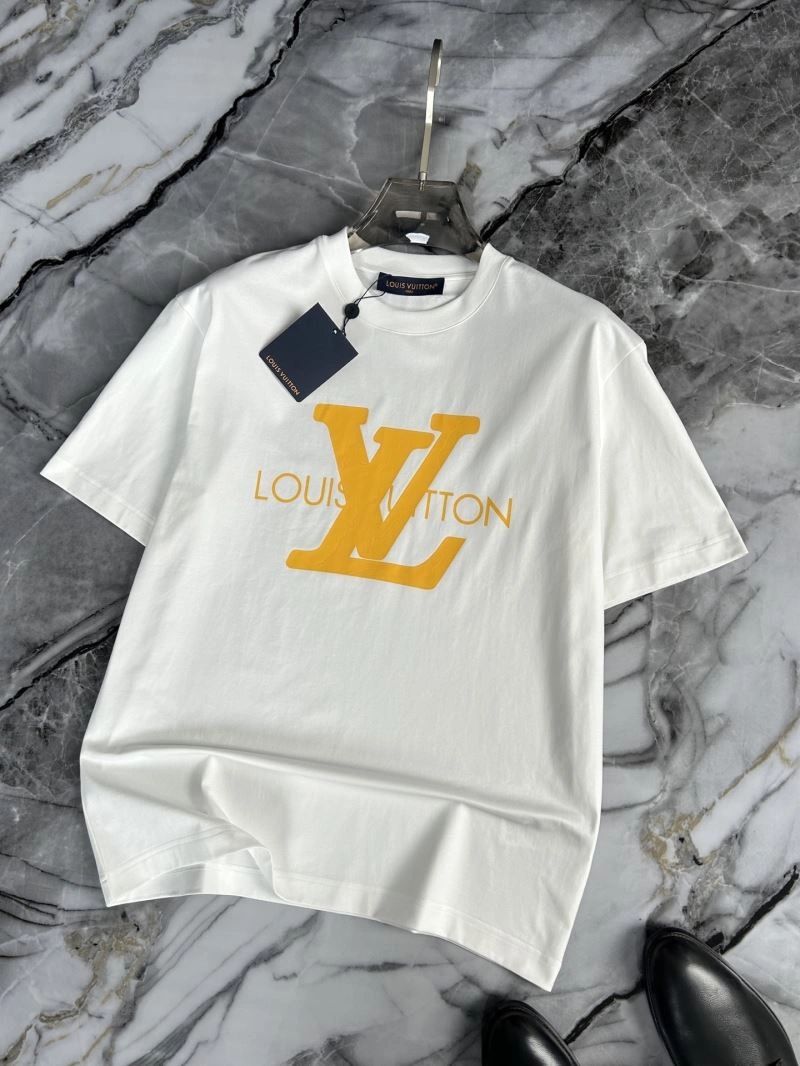 Louis Vuitton T-Shirts Stylish 134207