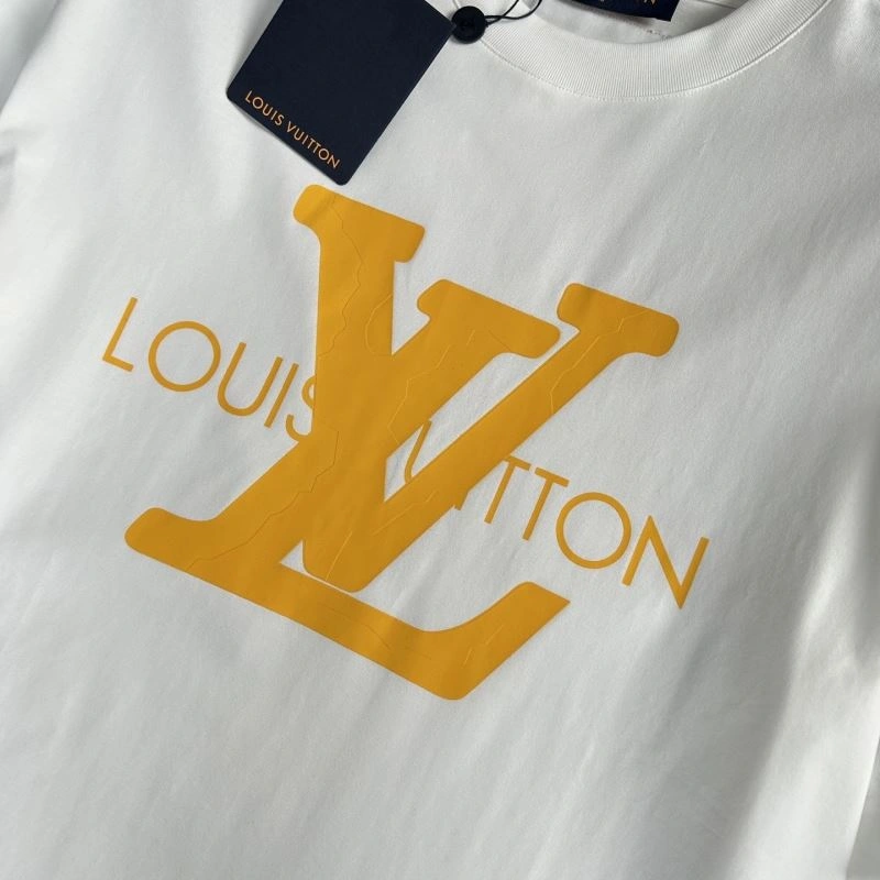 Louis Vuitton T-Shirts Stylish 134207