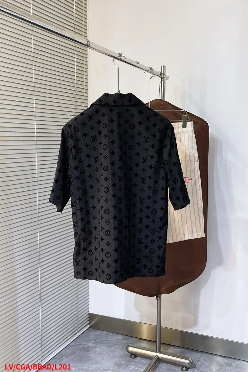 Lightweight Louis Vuitton T-Shirts 134283