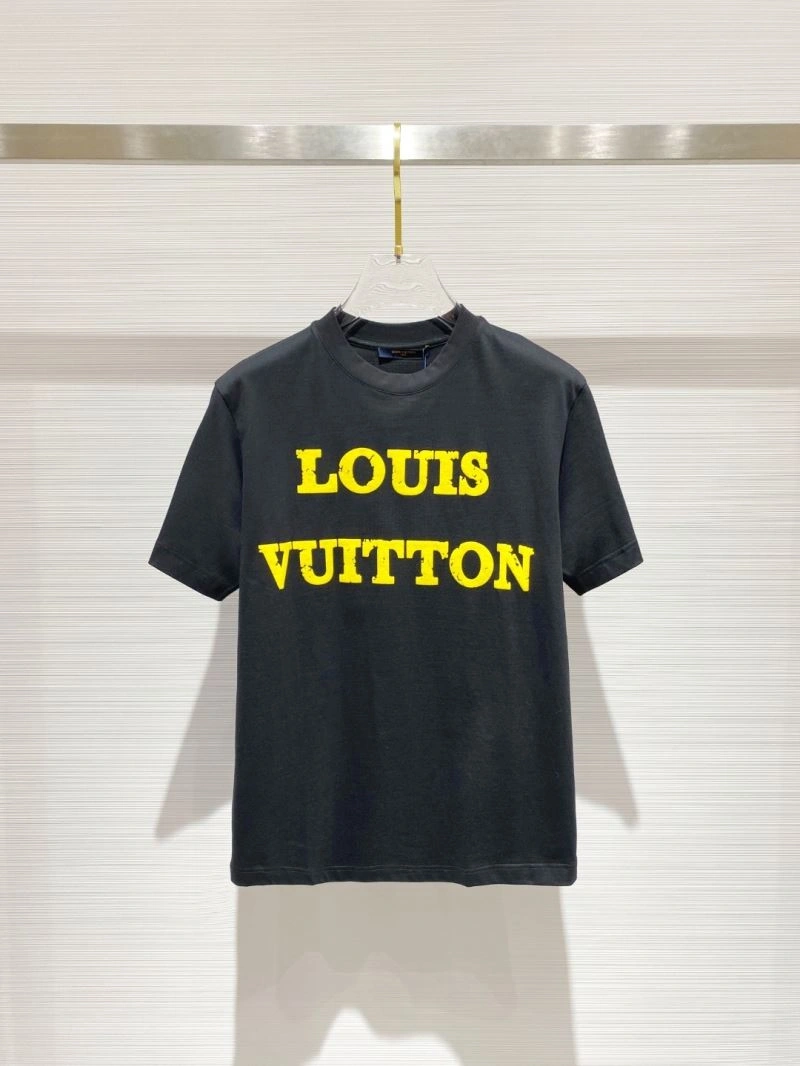 Louis Vuitton T-Shirts HighPerformance 134223