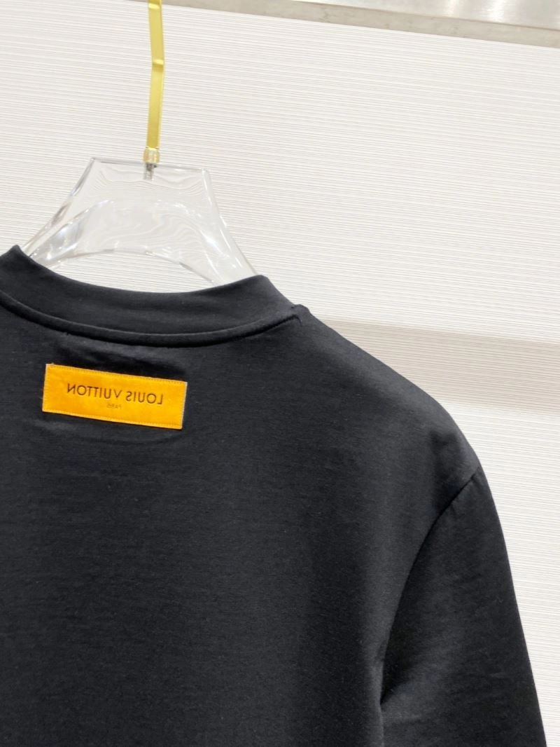 SportInspired Louis Vuitton T-Shirts 134216