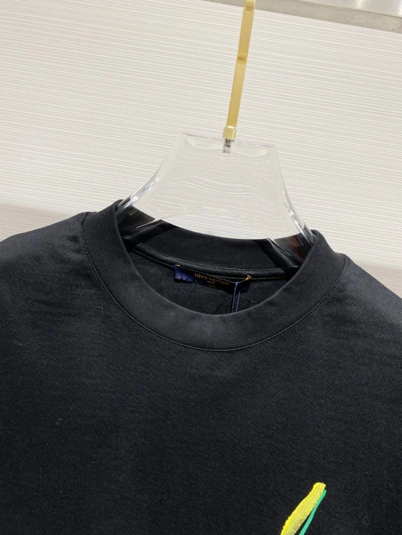 Trendsetting Louis Vuitton T-Shirts 134230