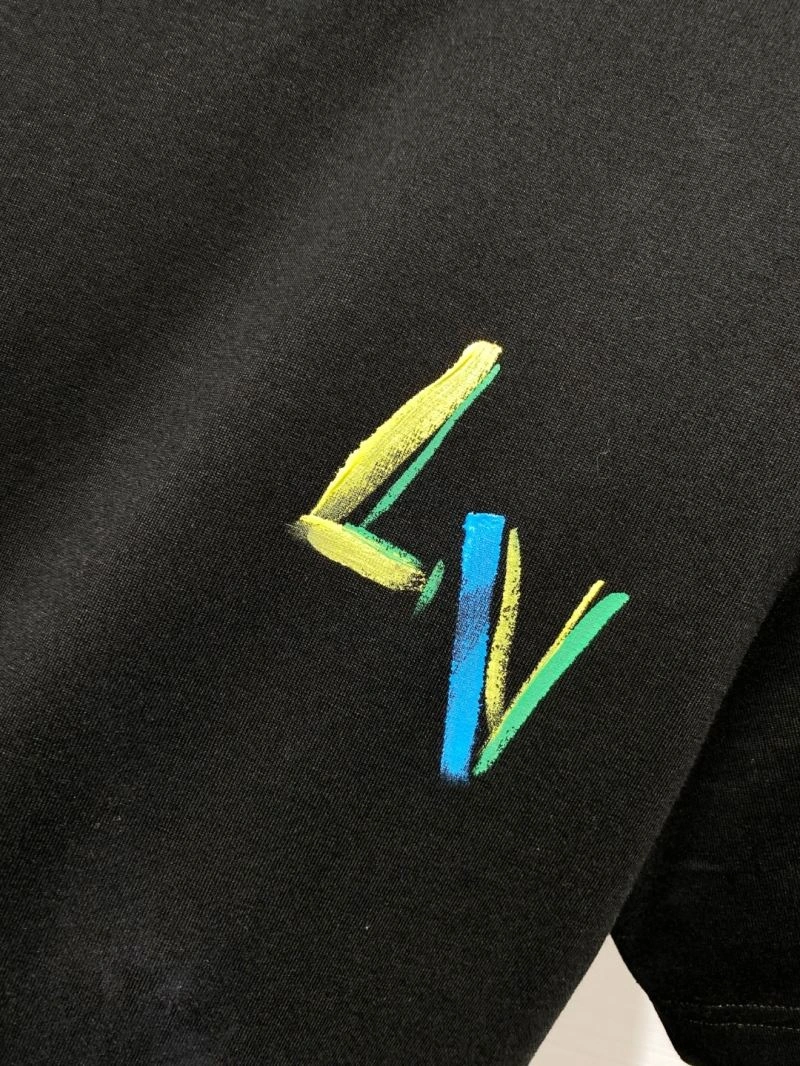 Trendsetting Louis Vuitton T-Shirts 134230