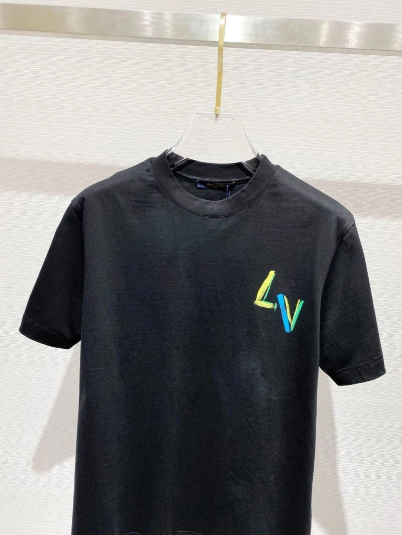 Trendsetting Louis Vuitton T-Shirts 134230
