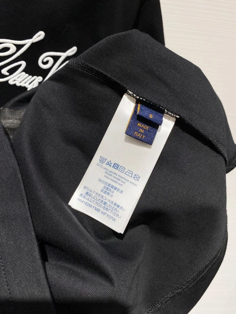 Original Louis Vuitton T-Shirts 134226