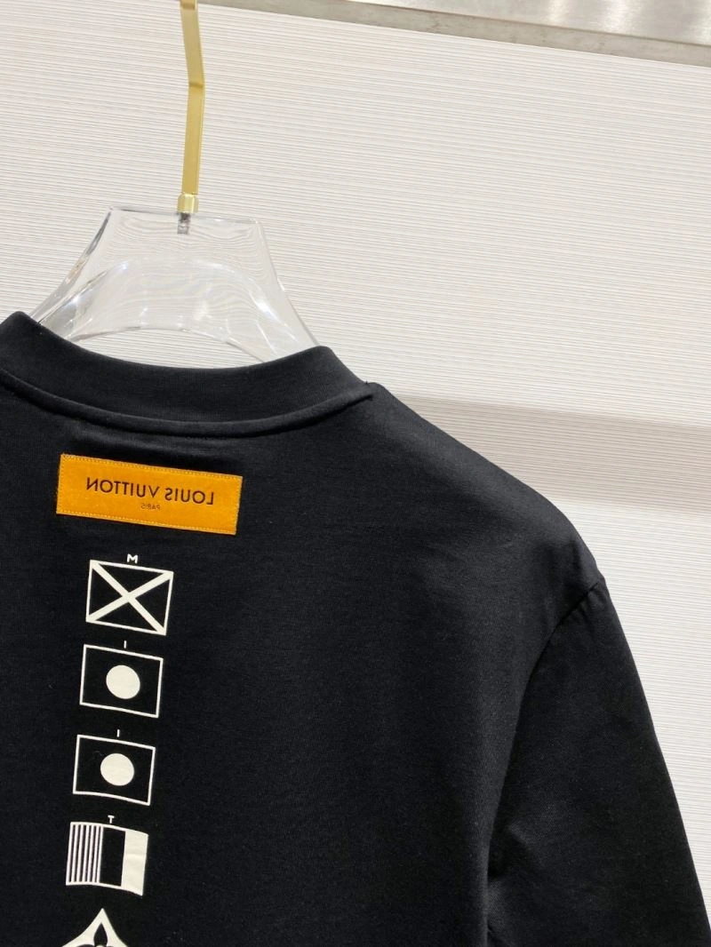 Louis Vuitton T-Shirts Fashionable 134205